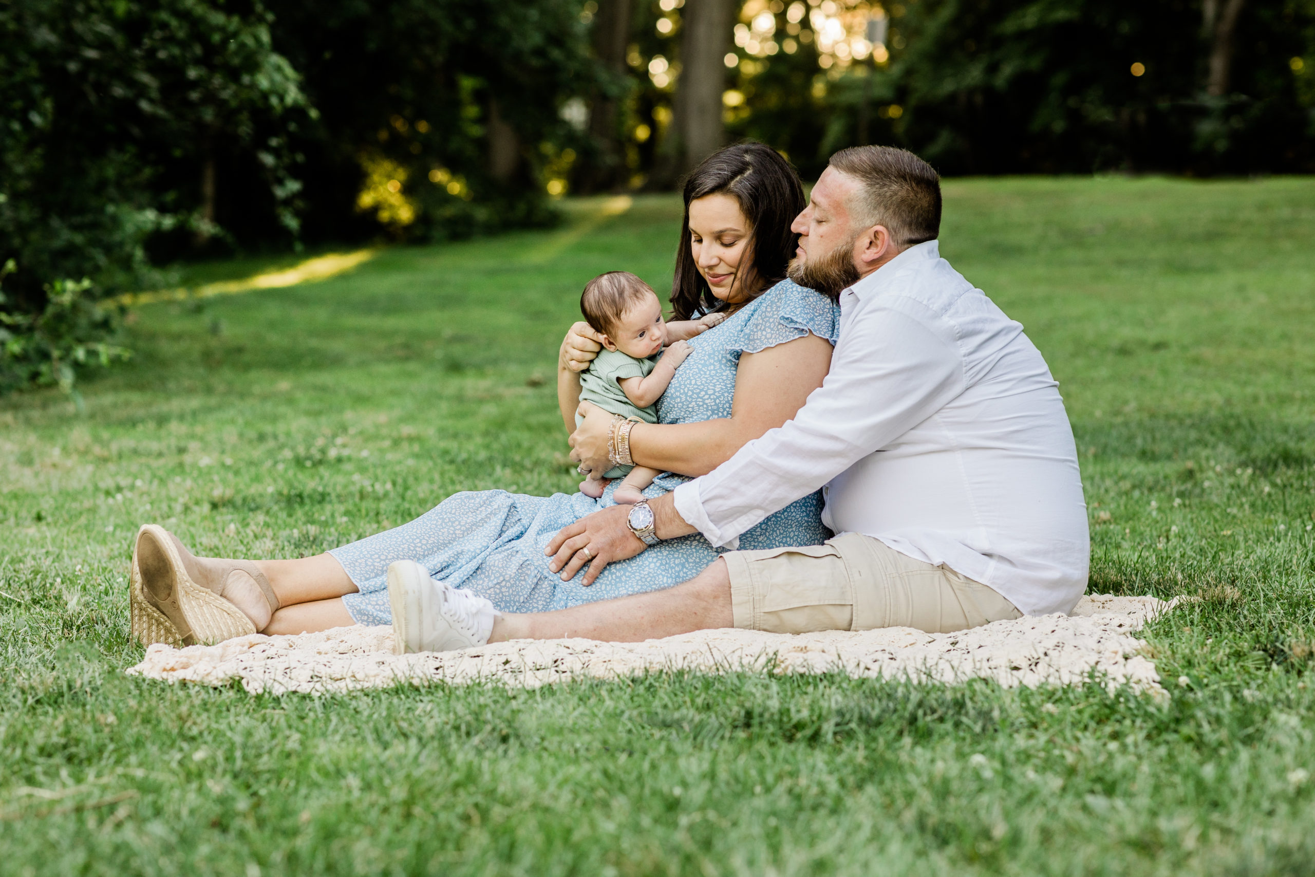 What To Wear For Summer Newborn Photos