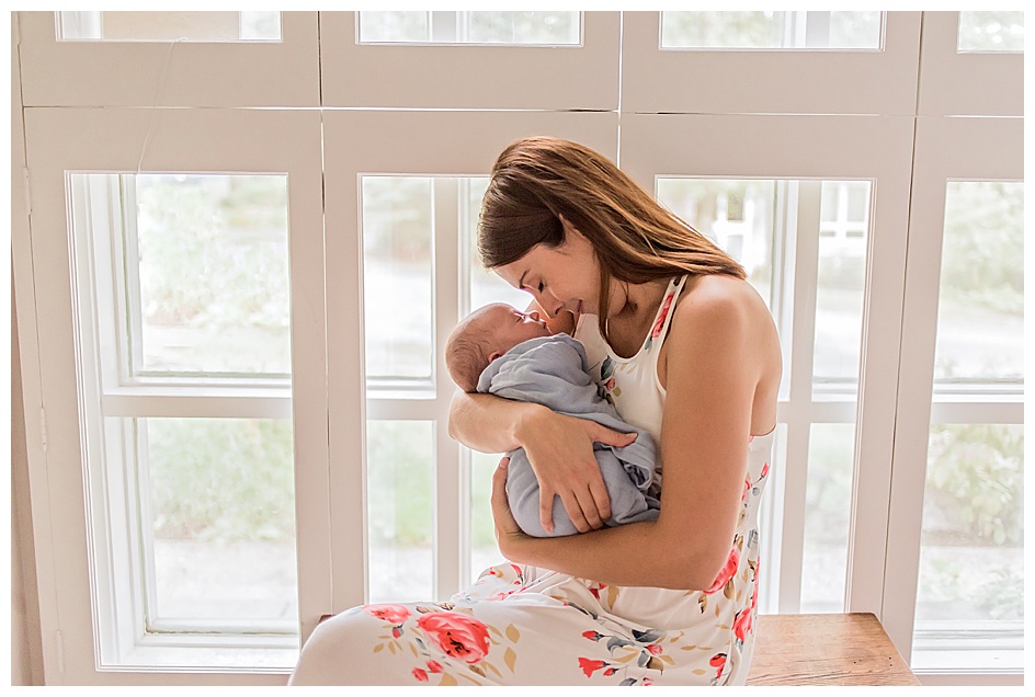 Benefits of a lifestyle newborn photo session