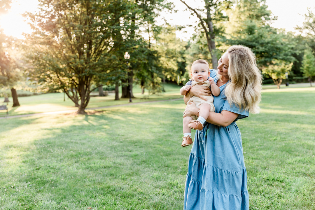 Family photo at Mindowaskin Park in Westfield, NJ during summer